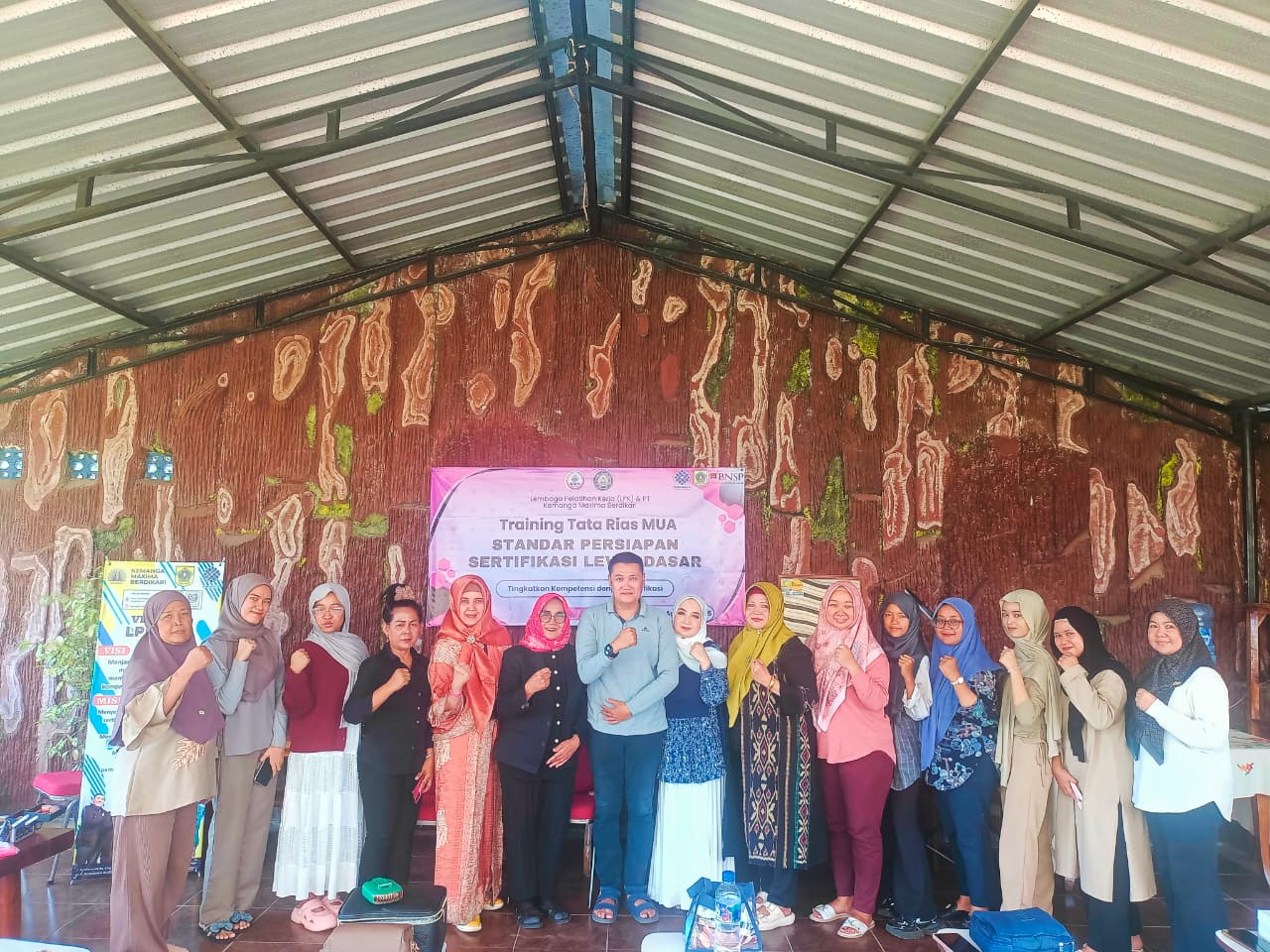 Testimoni Peserta Tata Rias